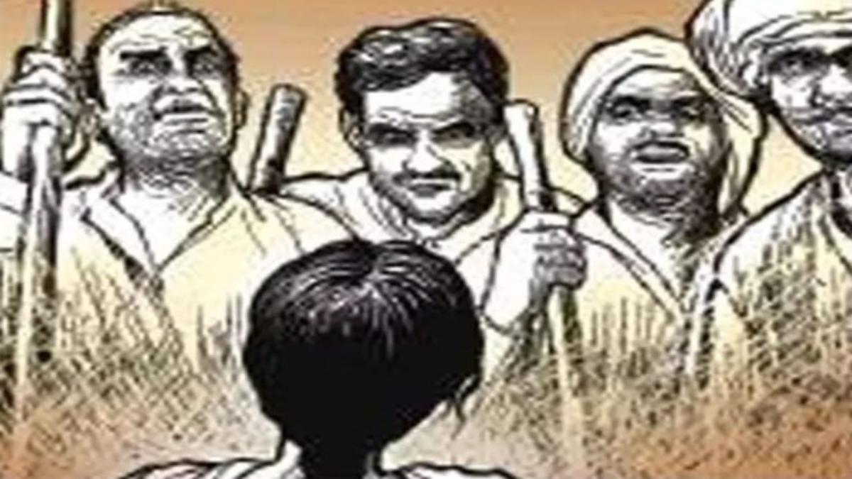 Odisha News: पति ने उठाया हाथ तो पत्नी ने भी किया पलटवार, मामला पहुंचा कंगारू कोर्ट, जानिए क्या हुआ फैसला..