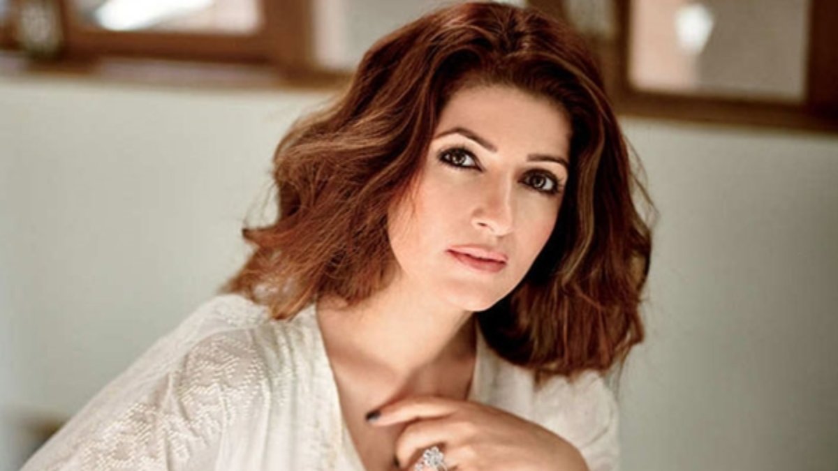 Stree 2 का हवाला देते हुए कोलकाता रेप केस पर Twinkle Khanna ने दिया बयान, कहा- ‘आदमियों से ज्यादा भूतों से सुरक्षित हैं भारतीय महिलाएं’ …