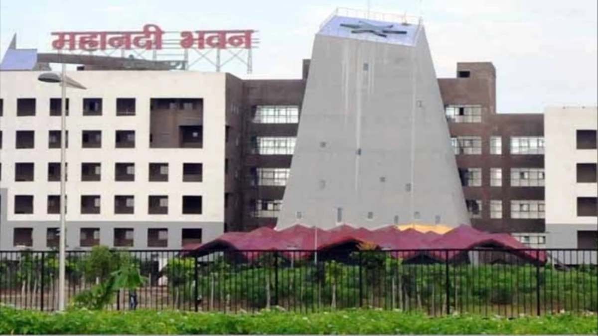 6 आईएएस अधिकारियों के प्रभार में फेरबदल, निहारिका बारिक को पंचायत प्रशिक्षण संस्थान की अतिरिक्त जिम्मेदारी