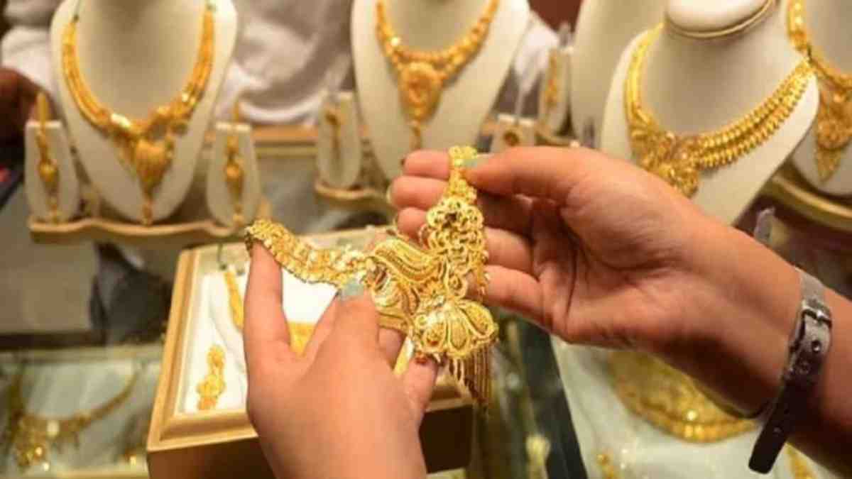 Sona Chandi Ka Bhav : सोने-चांदी की कीमतों में जोरदार उछाल, जानिए आज कैसा रहा सराफा बाजार का हाल…