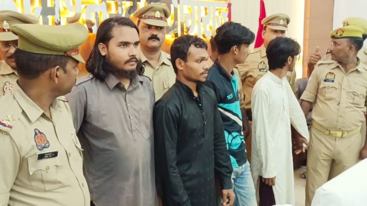 ये मदरसा है, यहां कौन छापा मारेगा? इसी गलतफहमी ने मौलवी समेत पूरे गिरोह को पहुंचा दिया जेल, बच्चों की तालिम वाली जगह पर करते थे ये काम