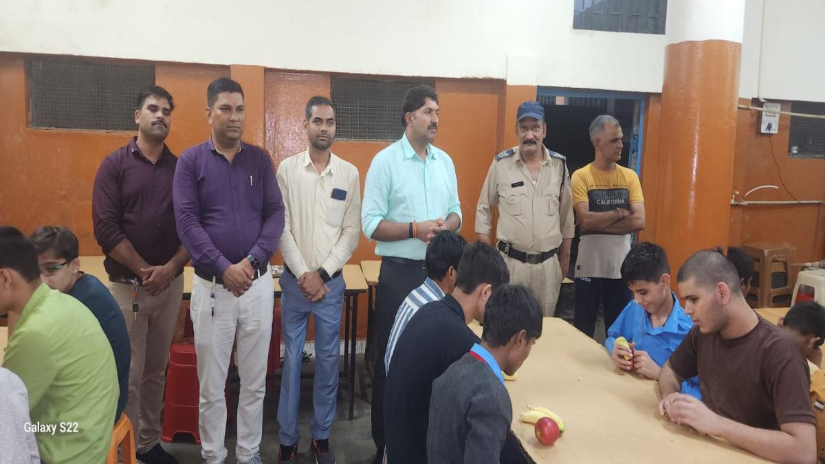 TI ने दिव्यांग बच्चों से निभाया वादा: साथ मनाया जन्मदिन, बोले- कभी न भूलने वाला पल था