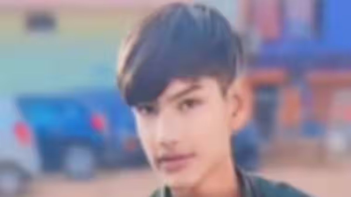 दोस्त ने मजाक-मजाक में किशोर के पेट में मारी लात, बिगड़ी हालत, अस्पताल पहुंचने से पहले तोड़ा दम