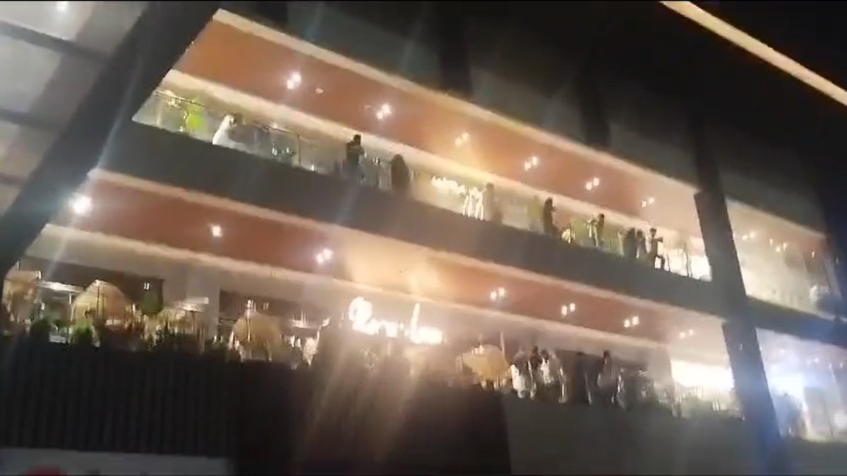 दो नाइट क्लब में आधी रात के बाद बवालः रोमियो लेन और आईवेरी क्लब में जमकर चले लात घूंसे, NO FIR