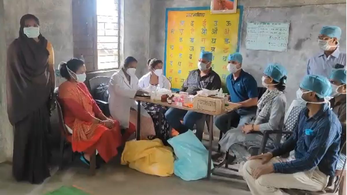 MP रायसेन में हैजा से पांच मौतः सभी थे उल्टी दस्त से  पीड़ित, मृतकों में तीन एक ही परिवार के, स्वास्थ्य विभाग ने लगाया शिविर, गंभीर ग्रामीणों को भेजा अस्पताल