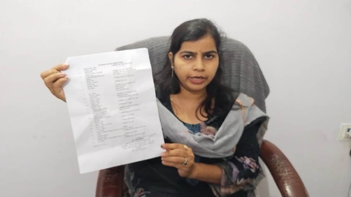 हिंदू से मुस्लिम बना, अब करा रहा धर्म परिवर्तन ! पत्नी ने पति पर लगाया आरोप, कहा- बेटियों पर भी बनाया दबाव, सैकड़ों लड़के-लड़कियों को कराता है कन्वर्ट