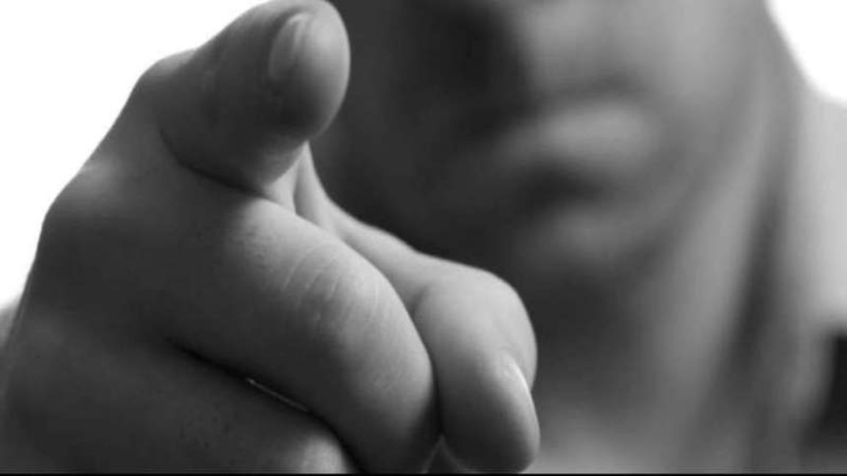 अयोध्या गैंगरेप मामला : पीड़िता के परिजनों को जान से मारने की धमकी, सपा नेता समेत तीन के खिलाफ केस दर्ज