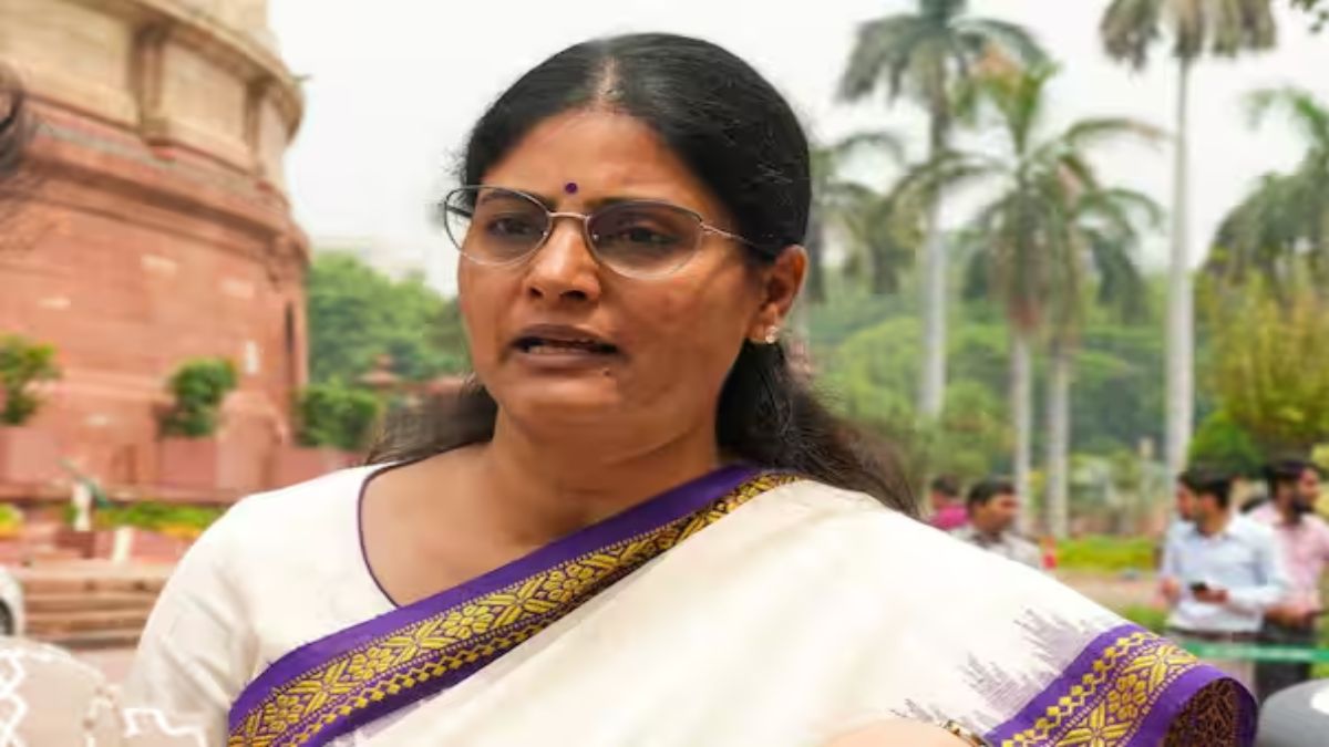CM योगी से अनबन के बीच केंद्रीय मंत्री अनुप्रिया पटेल का बड़ा बयान, केशव प्रसाद मौर्य और अखिलेश यादव को लेकर कही चौकाने वाली बात…