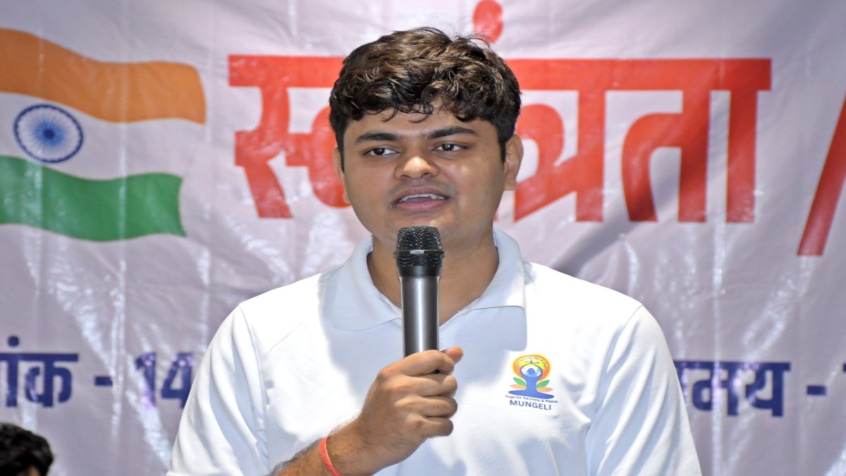 हर घर तिरंगा कार्यक्रम में कलेक्टर ने बांधा समां, कर चले हम फिदा जान-ओ-तन साथियों… SSP ने फ्रीडम फाइटर्स को लेकर पूछे सवाल