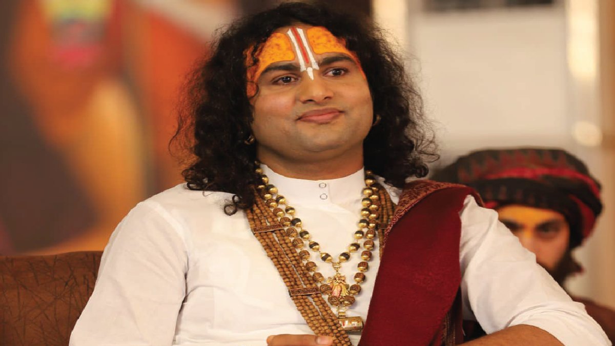‘दूध तो तुम्हारी बहन भी देती है…’, महिलाओं को लेकर अनिरुद्धाचार्य का शर्मनाक बयान, Video वायरल