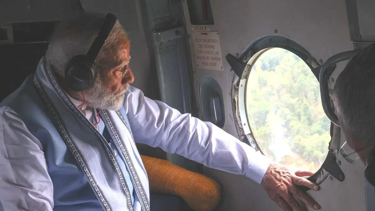 पीएम नरेंद्र मोदी ने किया वायनाड का हवाई सर्वेक्षण, राहुल गांधी ने दौरे का स्वागत करते हुए कही यह बात