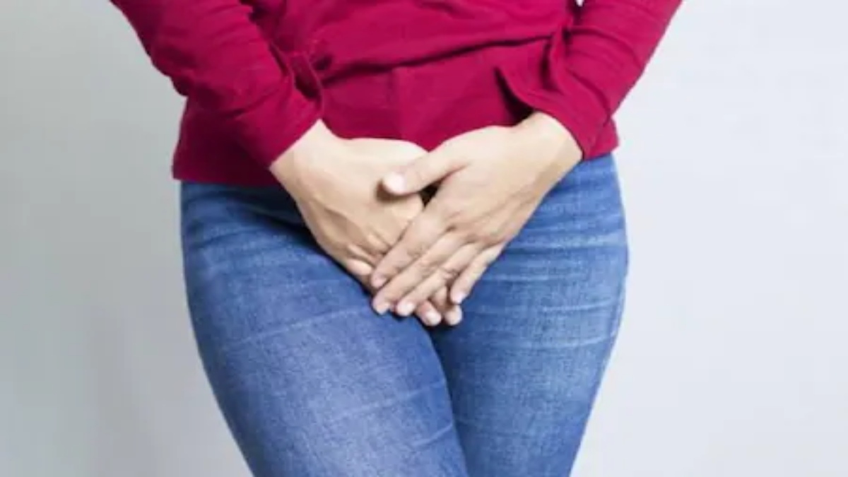 जेल में बंद पति के लिए पत्नी ने प्राइवेट पार्ट में छिपाकर लाई ऐसी चीज, देखकर पुलिसकर्मियों के उड़े होश