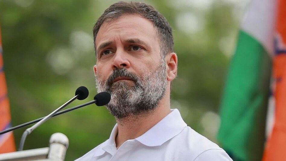राहुल गांधी पहुंचे रायबरेली, मृतक अर्जुन पासी के परिजनों से करेंगे मुलाकात