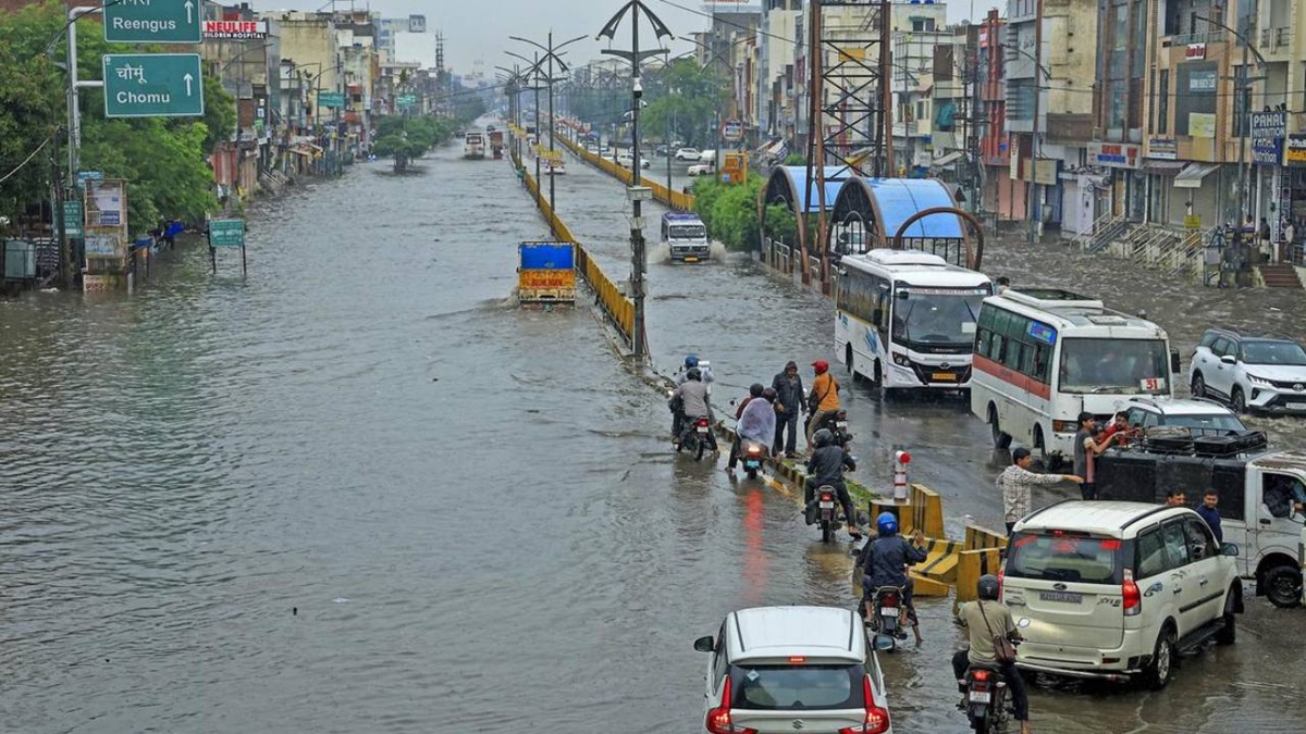 Rajasthan News: राजस्थान में आज भी भारी बारिश, डिप्टी सीएम दीया कुमारी ने की ये अपील