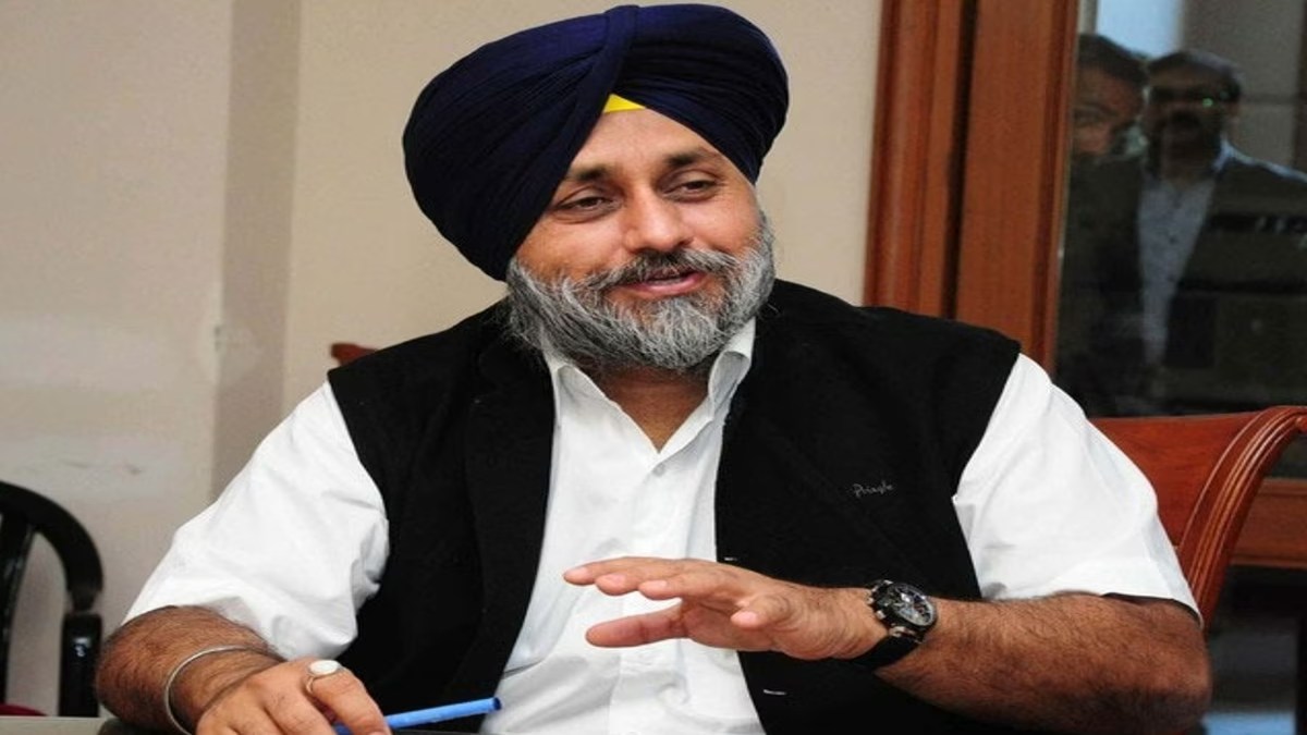 Punjab News: माफी के बाद फिर सक्रिय हुए सुखबीर बादल, बुलाई वर्किंग कमेटी की बैठक, पार्टी की रणनीति पर चर्चा