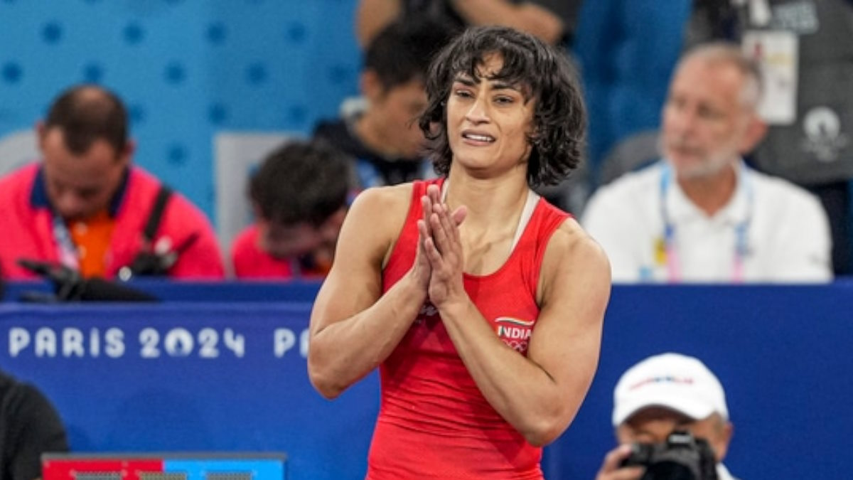 Paris Olympic 2024 : विनेश फोगाट फाइनल खेलने से पहले अयोग्य करार, भारत ने जताई कड़ी आपत्ति…