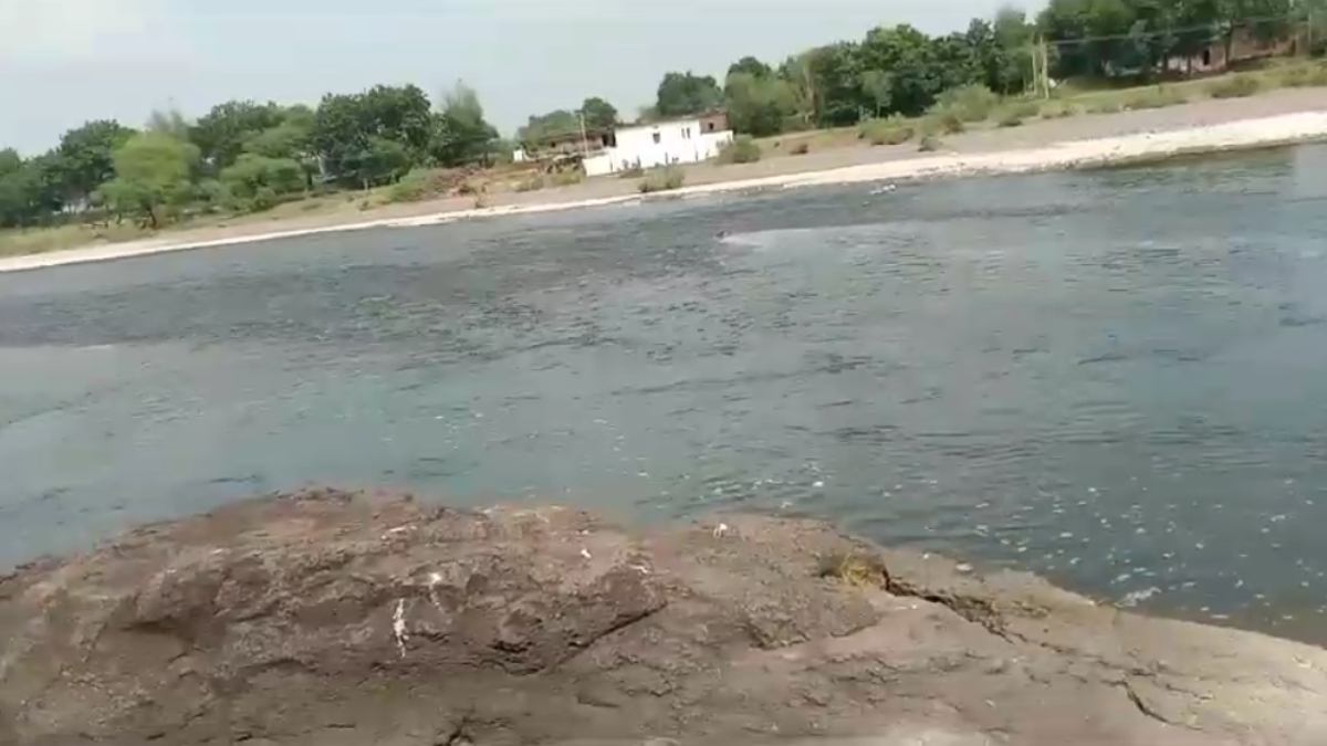 Dhar News: नदी में डूबने से दो किशोरों की मौत, गांव में पसरा मातम
