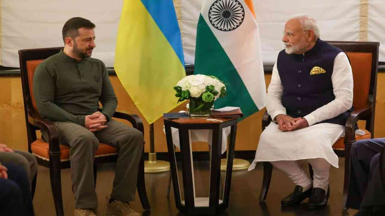 न्यूयॉर्क में PM मोदी ने राष्ट्रपति जेलेंस्की से की मुलाकात, रूस-यूक्रेन के बीच चल रहे संघर्ष के समाधान पर चर्चा