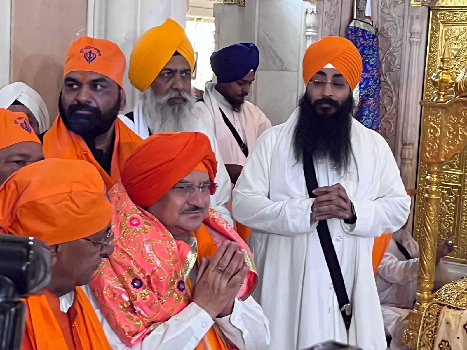 पटना साहिब गुरद्वारे में जेपी नड्डा ने माथा टेका, आज दरभंगा और मुजफ्फरपुर को मिलेगी बड़ी सौगात