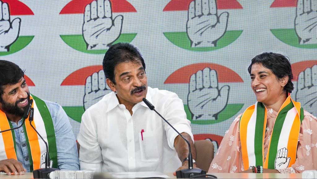 कांग्रेस का विनेश फोगाट को टिकट देने से खलबली, कई नेता नाराज