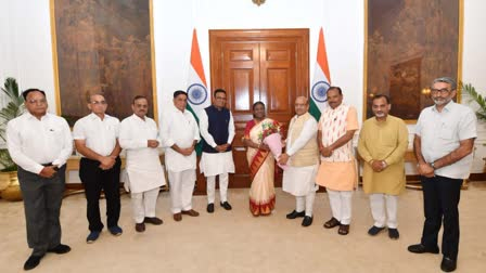 BJP विधायकों की केजरीवाल सरकार को बर्खास्त करने की मांग ; राष्ट्रपति ने गृह मंत्रालय को दिया निर्देश