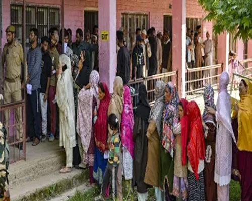 जम्मू-कश्मीर विधानसभा चुनाव के पहले चरण में 59% वोटिंग, पिछले 7 चुनावों का टूटा रिकॉर्ड