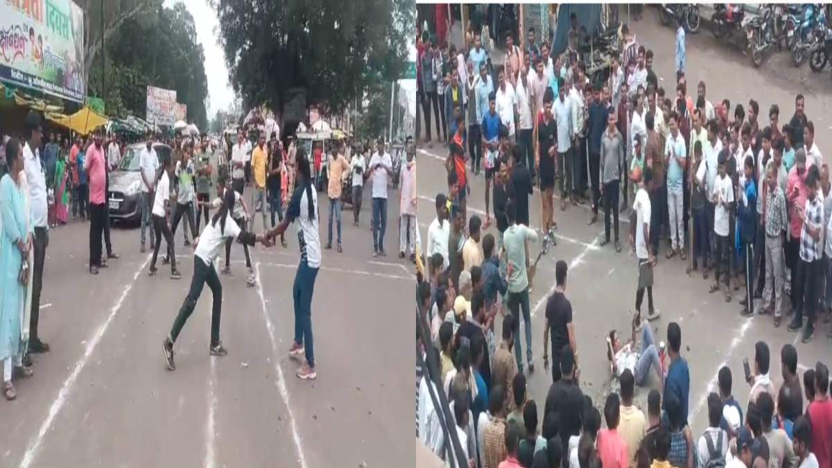 खिलाड़ियों का अनोखा प्रदर्शन, सड़क पर कबड्डी खेलकर जताया विरोध, जानिए पूरा मामला