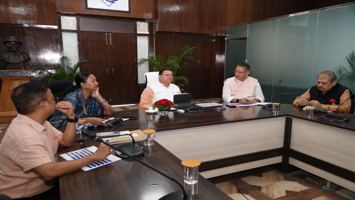 Uttarakhand News: CM धामी ने की कृषि और उद्यान विभाग की समीक्षा, अधिकारियों को दिए अहम निर्देश