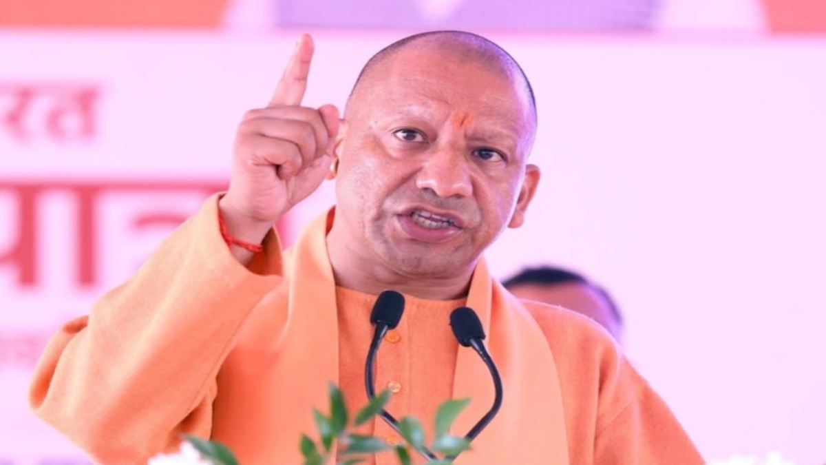 क्या CM योगी को मिल गया है PDA का ट्रंप कार्ड! मंच पर मुख्यमंत्री के साथ दिखे केशव प्रसाद मौर्य और स्वतंत्रदेव सिंह