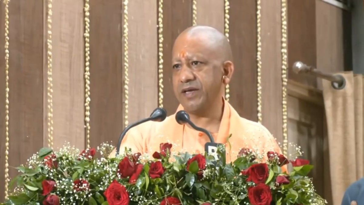 Uttar Pradesh Breaking News LIVE: मिर्जापुर दौरे पर सीएम योगी, मां विंध्‍यवासिनी का करेंगे दर्शन