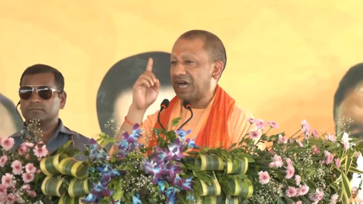 ‘Congress-PDP-NC ने धरती के स्वर्ग को आतंकवाद का वेयरहाउस बना दिया था…’, जम्मू-कश्मीर के चुनावी रण में CM योगी आदित्यनाथ की धमाकेदार एंट्री, लगाए कई गंभीर आरोप- CM Yogi Adityanath 