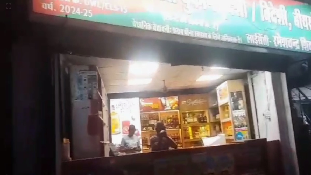 कलेक्टर का एक्शन: अचानक रुकवाया काफिल, फिर शराब दुकान पर की कार्रवाई, भाग खड़े हुए शराबी