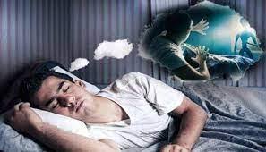 मृत व्यक्ति अगर सपने में नजर आएं जीवित, तो जानिए क्या है इसका मतलब …
