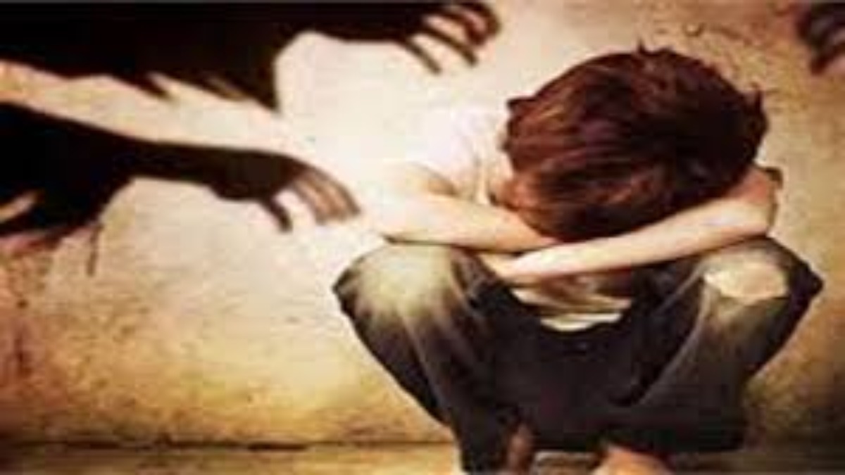 मटन की दुकान में कुकर्म: नाबालिग से दुकानदार करता था घिनौनी हरकत, अब पहुंचा सलाखों के पीछे