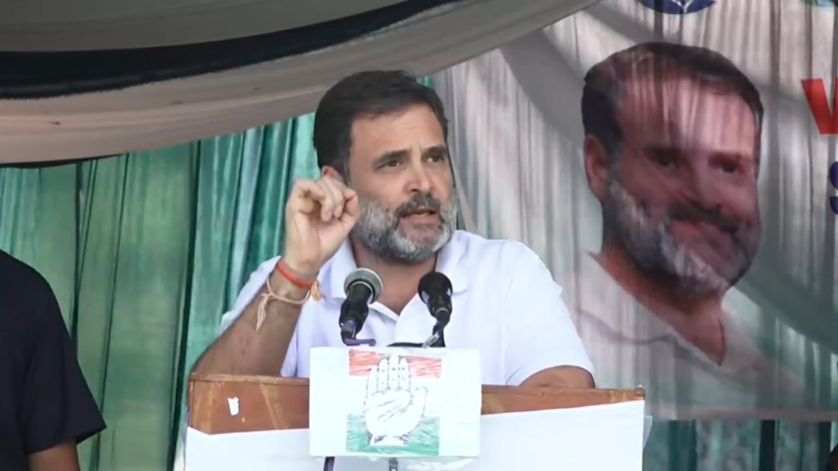 जम्मू-कश्मीर में एक राजा बैठा है, नाम एलजी: रामबन से राहुल गांधी ने फूंका चुनावी बिगुल, लोगों से स्टेटहुड वापस दिलाने का किया वादा- Rahul Gandhi Visit JK