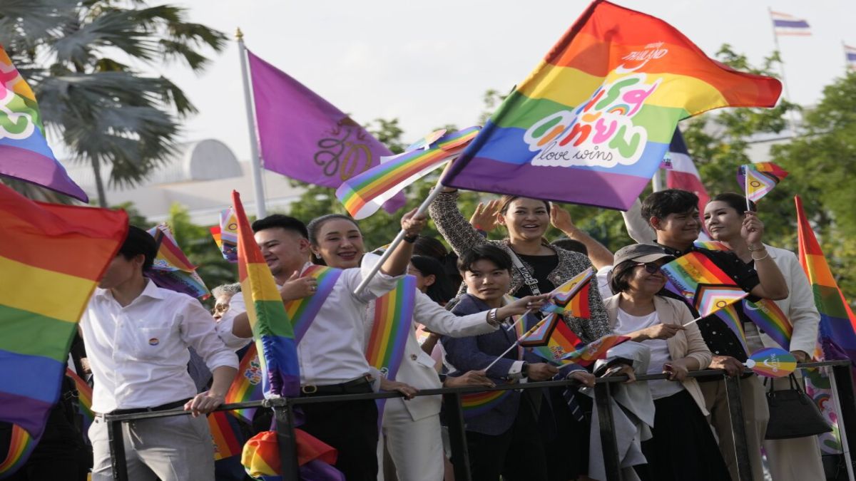 Same-Sex marriage: थाईलैंड में सेम सेक्स मैरिज को मिली मंजूरी, राजा ने समलैंगिक विवाह विधेयक को दी स्वीकृति, जानें कब से शुरू होगी शादी