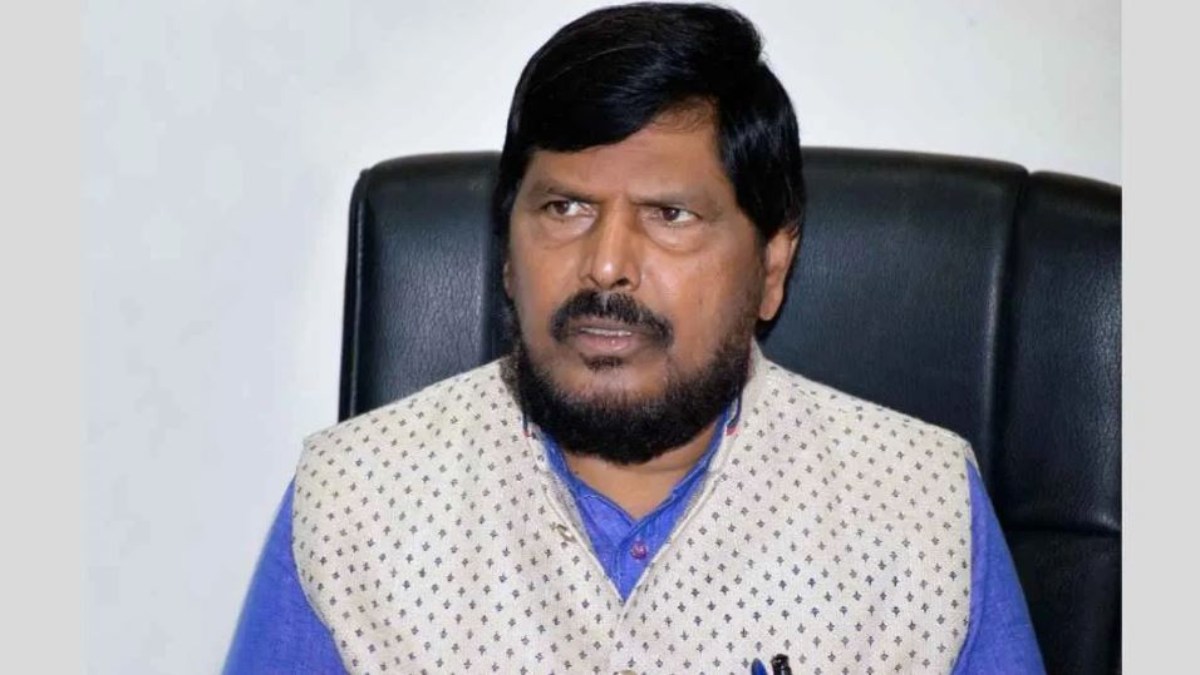 केंद्रीय मंत्री अठावले ने जताई यूपी विधानसभा चुनाव लड़ने की मंशा, कहा- हम सबसे ज्यादा ला सकते हैं दलित वोट