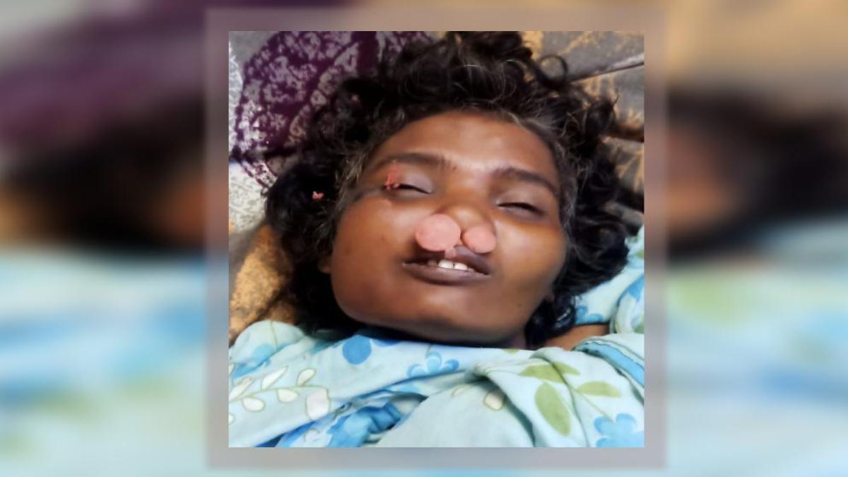 Raipur Crime News: राजधानी में कार के अंदर मिली महिला की लाश, इलाके में फैली सनसनी