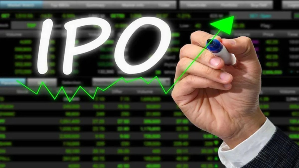 PN Gadgil Jewellers IPO : शेयर बाजार में हुई गाडगिल ज्वैलर्स की एंट्री, जानिए कब तक लगा सकेंगे बोली…