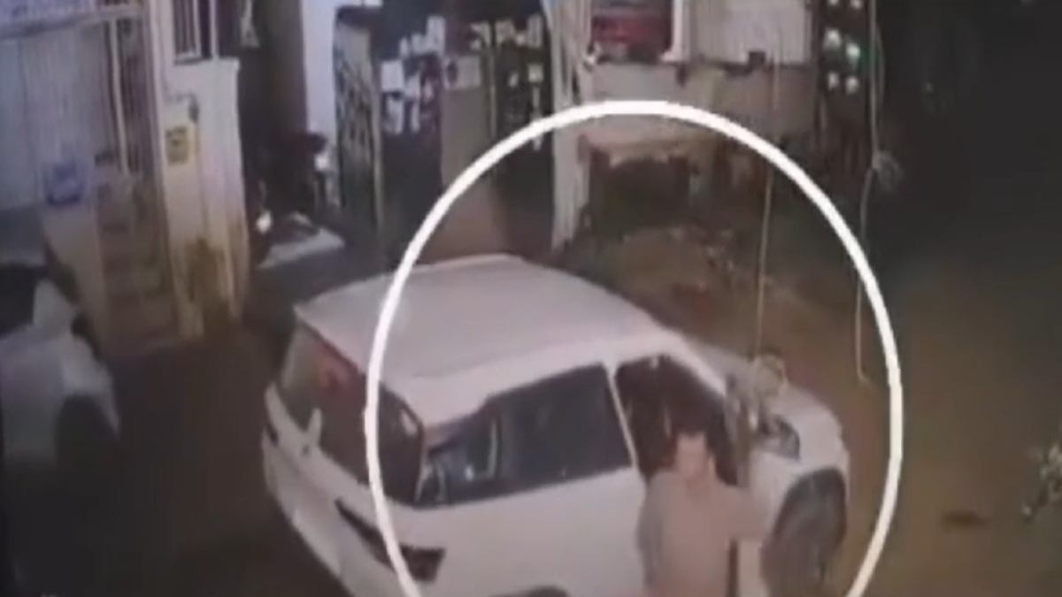 राजकमल अपार्टमेंट में आगजनी का मामला: CCTV फुटेज ने खोला राज, आरोपी की तलाश में जुटी पुलिस