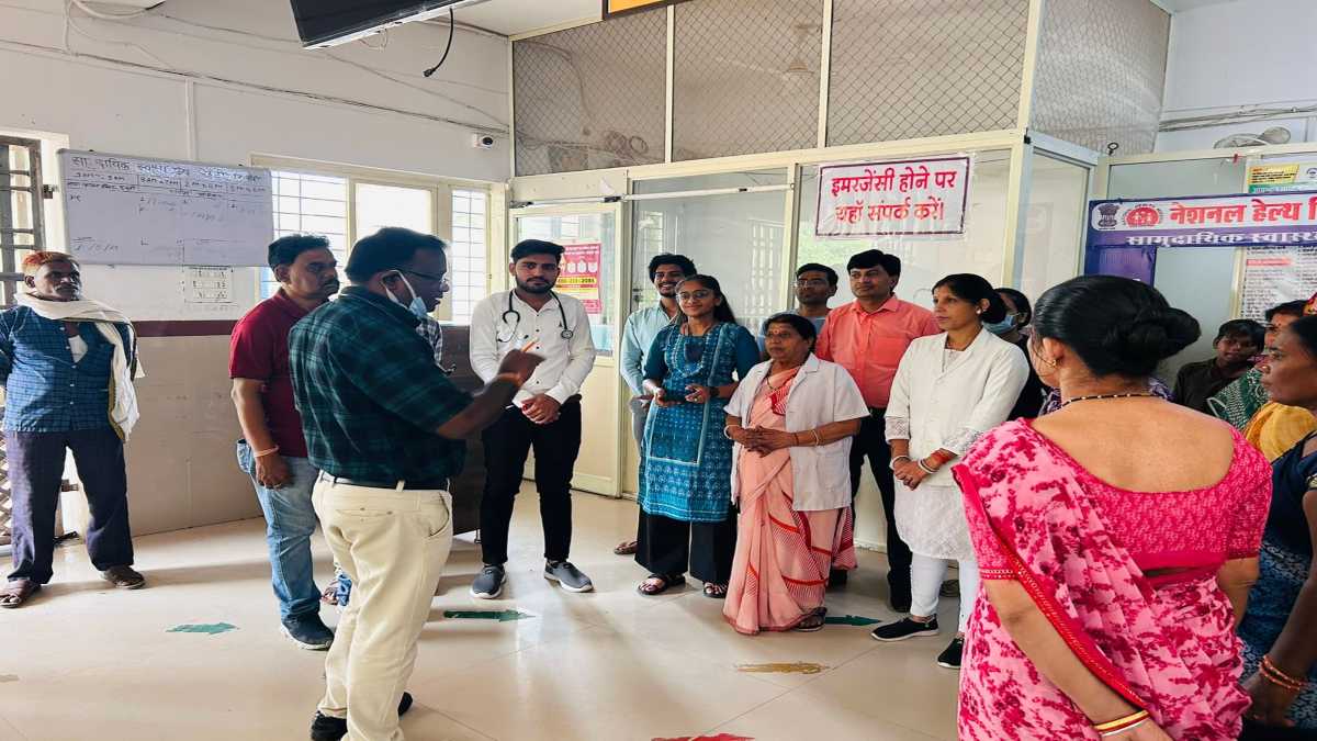 स्वास्थ्य विभाग ने किया स्वच्छता अभियान का आयोजन, ‘स्वच्छ भारत, स्वस्थ भारत’ का लिए संकल्प