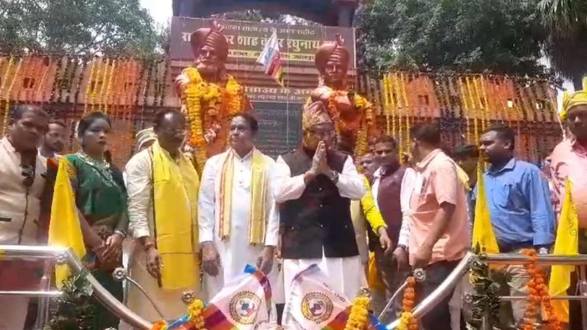 ‘लंदन में कपड़े धुलवाने वालों को मिली इतिहास में जगह…’, कैबिनेट मंत्री विजय शाह का अजीबोगरीब बयान, देखें VIDEO