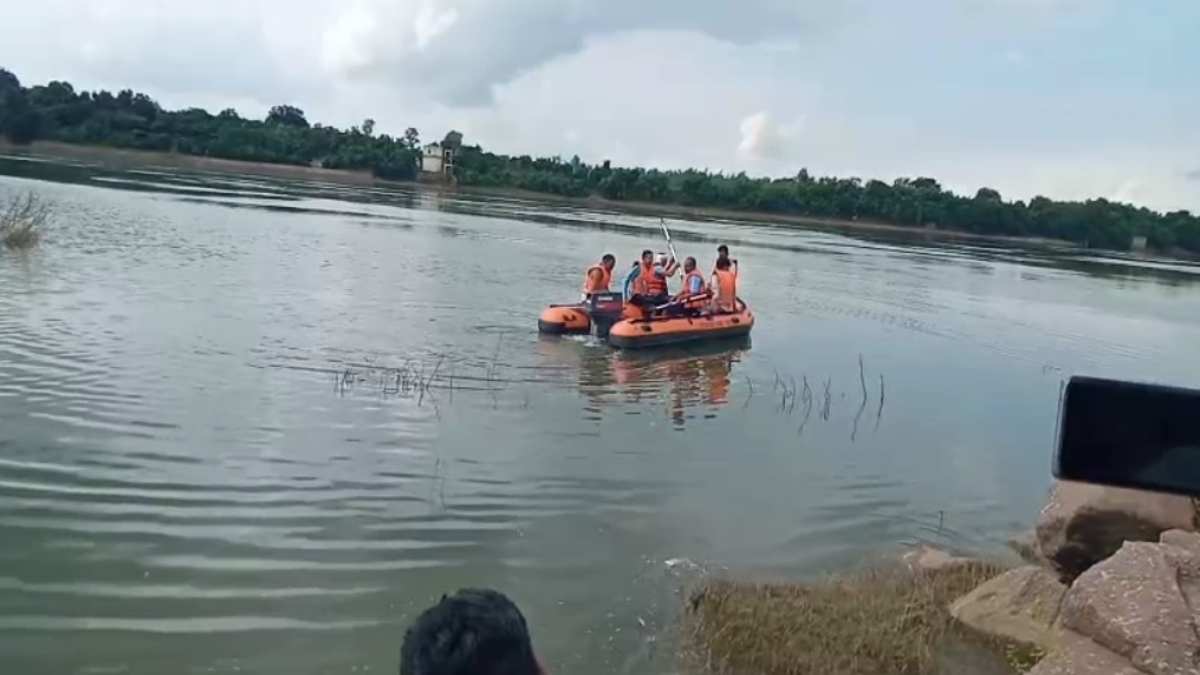 अज्ञात कारणों के चलते केन नदी के पुल से कूदी महिला, रेस्क्यू में जुटी SDERF टीम