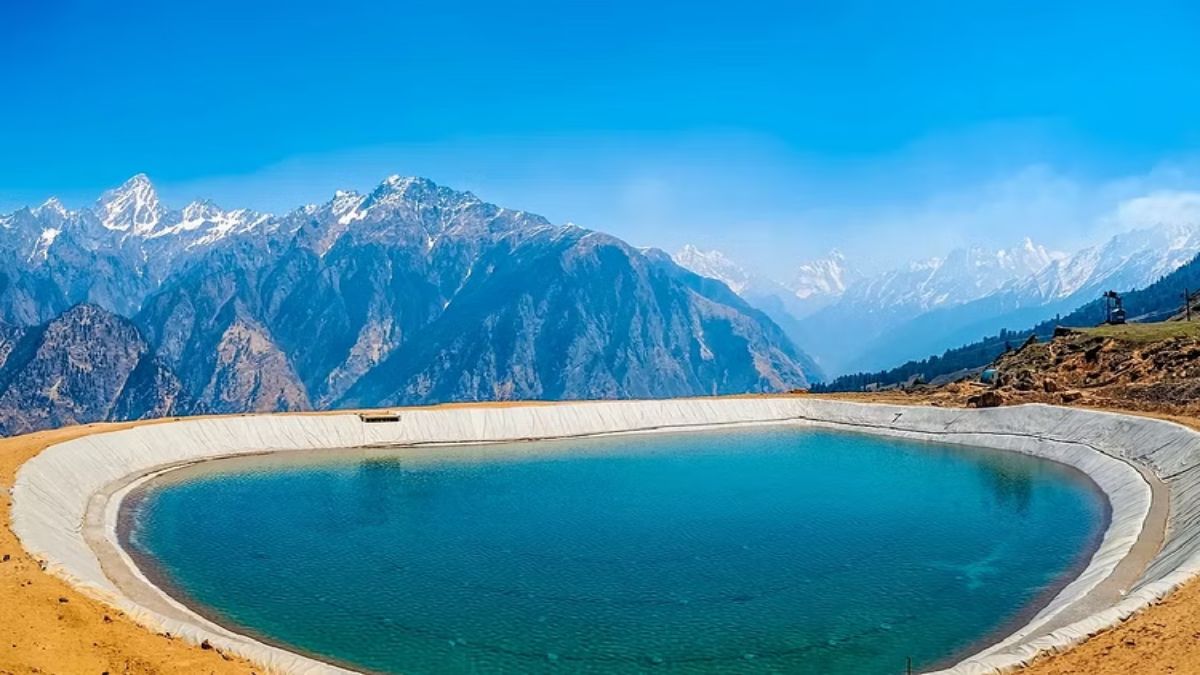 World Tourism Day: घूमने का बना रहे प्लान? तो उत्तराखंड की इन जगहों पर जरूर जाएं