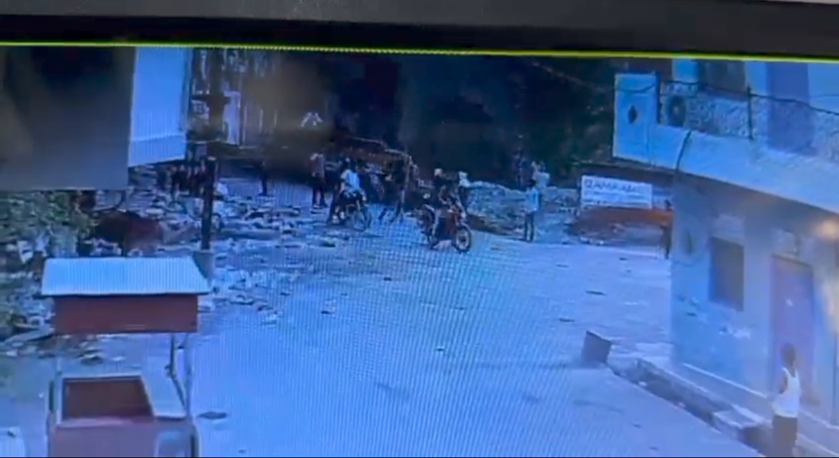 बदमाशों के हौसले बुलंद: आधा दर्जन आरोपियों ने  युवक के साथ की मारपीट, फिर ताबड़तोड़ गोलीबारी कर हुए फरार, जांच में जुटी पुलिस