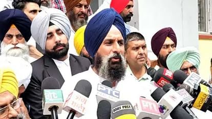 श्री अकाल तख्त साहिब पर पेश हुए अकाली नेता बिक्रम मजीठिया, पेश की सफाई