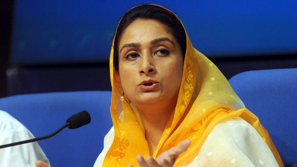 राहुल गांधी के बयान पर बिफरी सांसद हरसिमरत कौर बादल