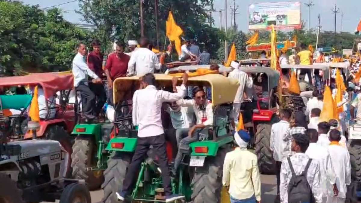 ‘…अब रेलवे ट्रैक पर बैठेंगे किसान’, सोयाबीन के MSP को लेकर सड़कों पर अन्नदाता, क्या सरकार बढ़ाएगी दाम ?