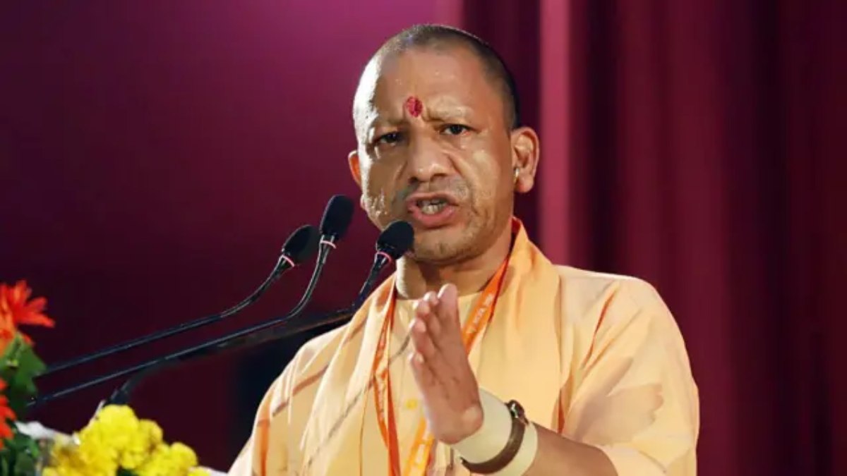 ‘नौकरियों की नीलामी में चाचा-भतीजे’… अखिलेश और शिवपाल यादव पर CM योगी का बड़ा आरोप, जानिए आखिर क्यों कही ये बात…