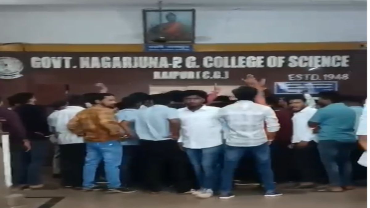 सदस्यता अभियान को लेकर विवाद, साइंस कॉलेज में NSUI और ABVP के बीच झड़प, छात्रों को आई चोट